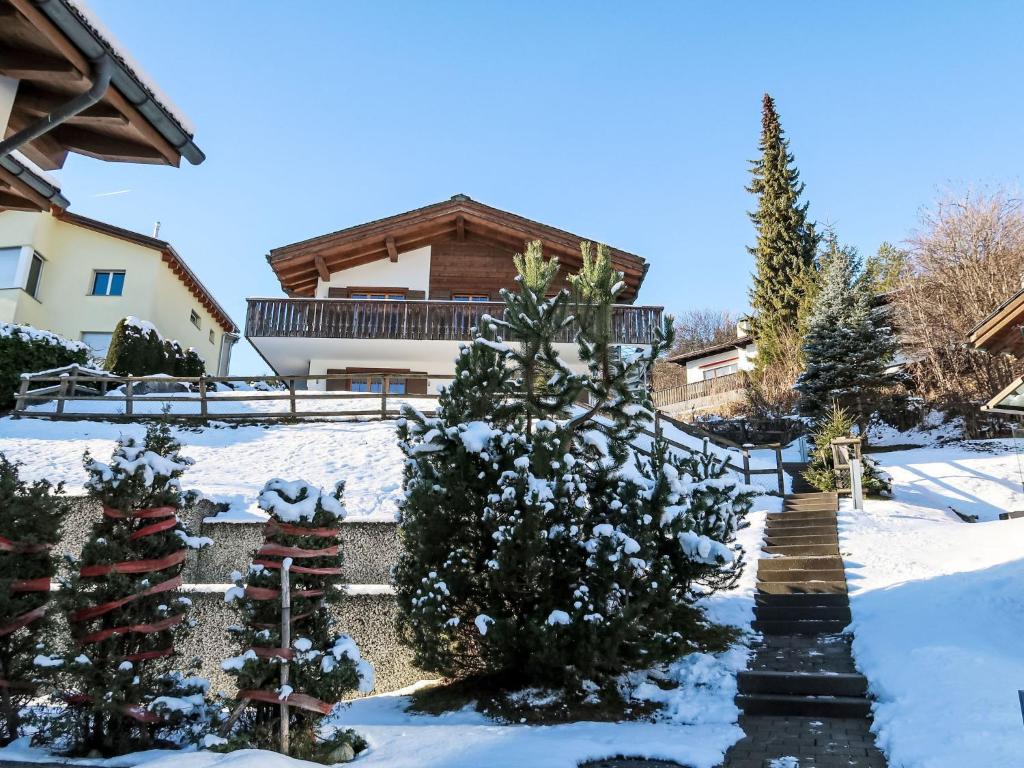 Chalet Vista dal Dragun by Interhome v zimě