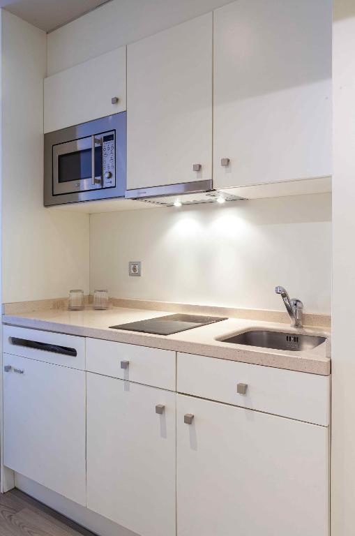 Suites Viena Plaza de España - 9