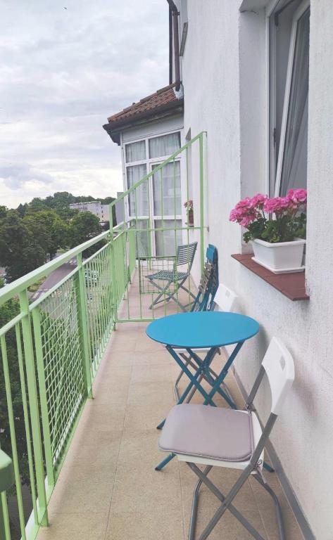 Balkón alebo terasa v ubytovaní APARTAMENT KOŁOBRZEG