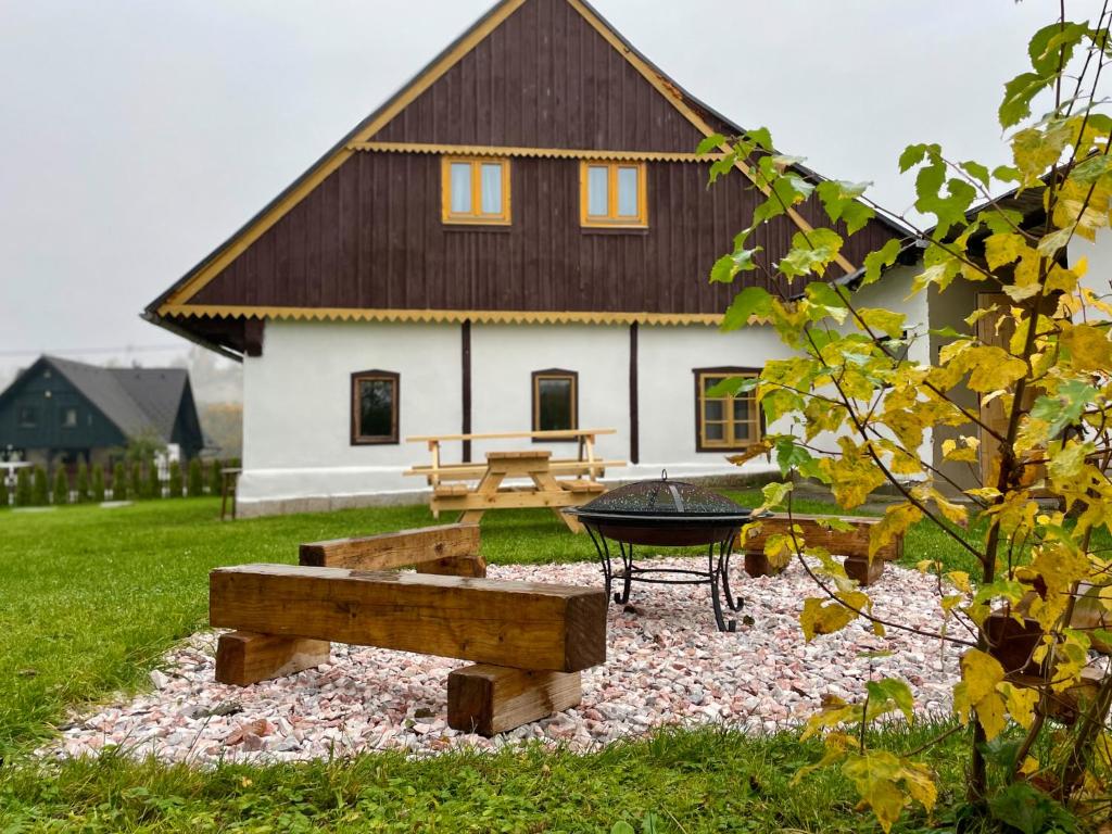 Zahrada ubytování Chalupa Rozálka