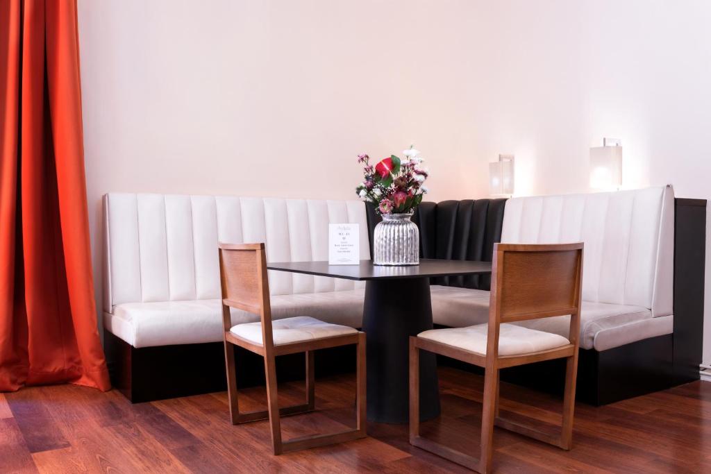 Hotel Adele am Alex - Resim 33