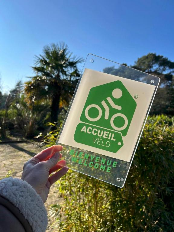 Certifikát, hodnocení, plakát nebo jiný dokument vystavený v ubytování Naéco Erdeven