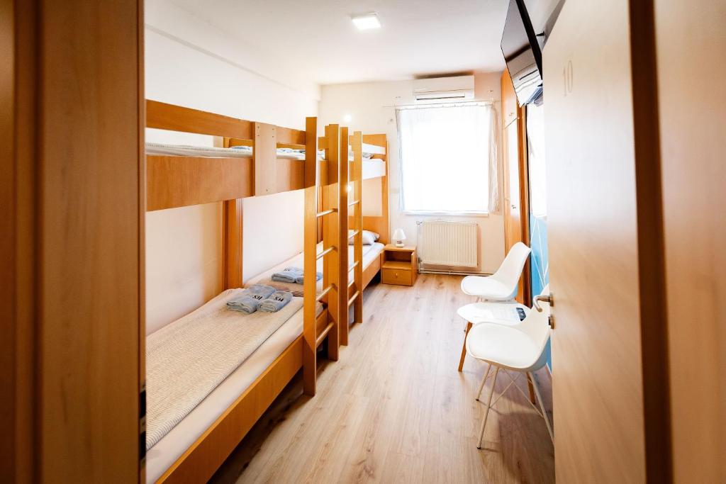 Postel nebo postele na pokoji v ubytování Hostel Soline