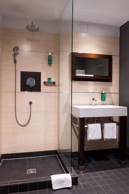 Hotel Adele am Alex - Resim 16