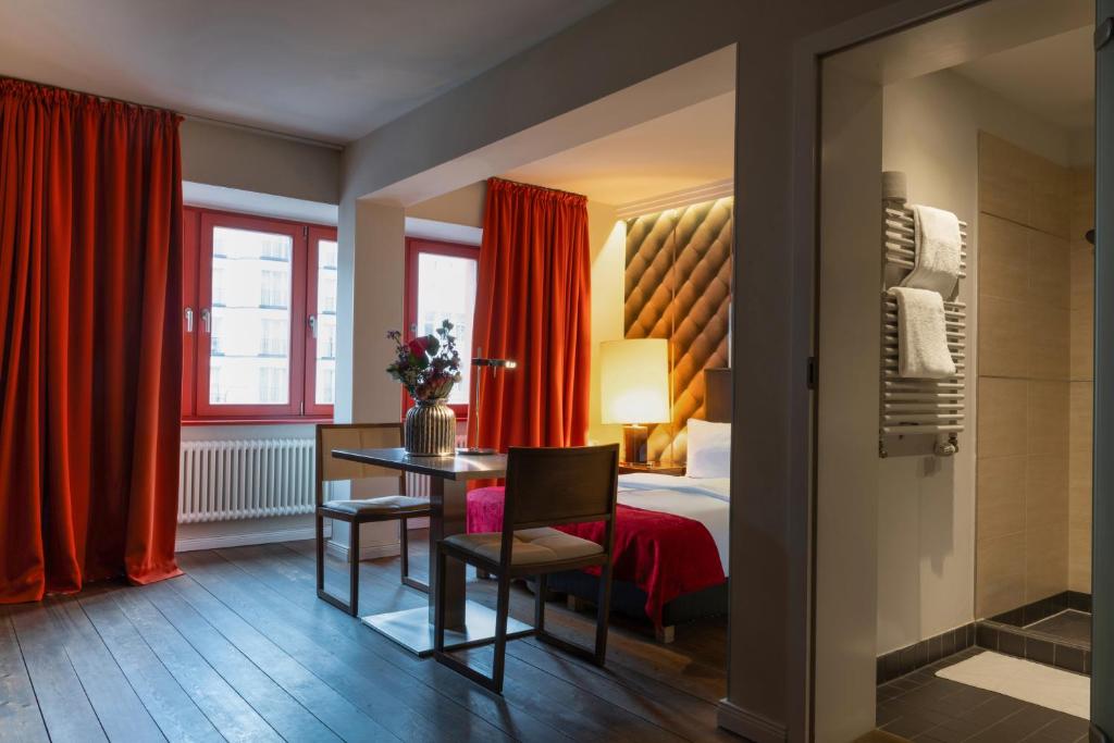 Hotel Adele am Alex - Resim 9