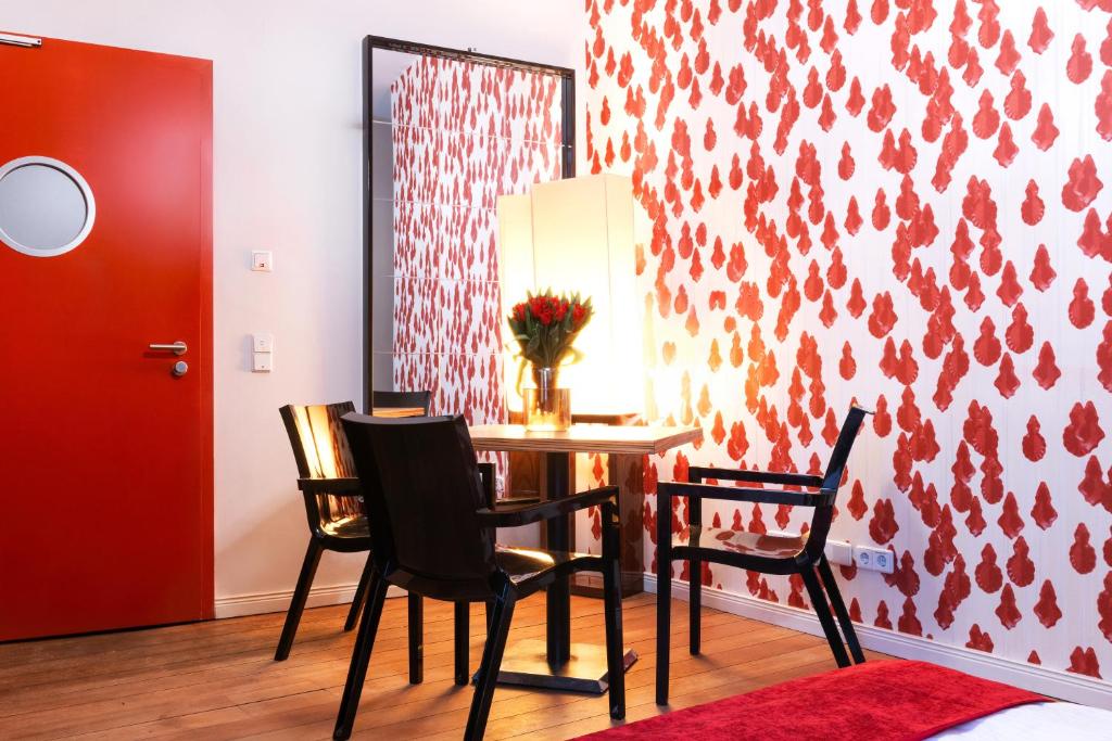 Hotel Adele am Alex - Resim 38