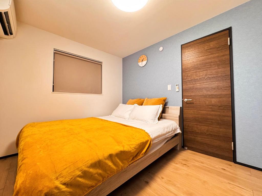 Postel nebo postele na pokoji v ubytování Home Stroy in Tokyo - Luxury Villa Minowa&Ueno-三ノ輪一戸建て&東京屋語