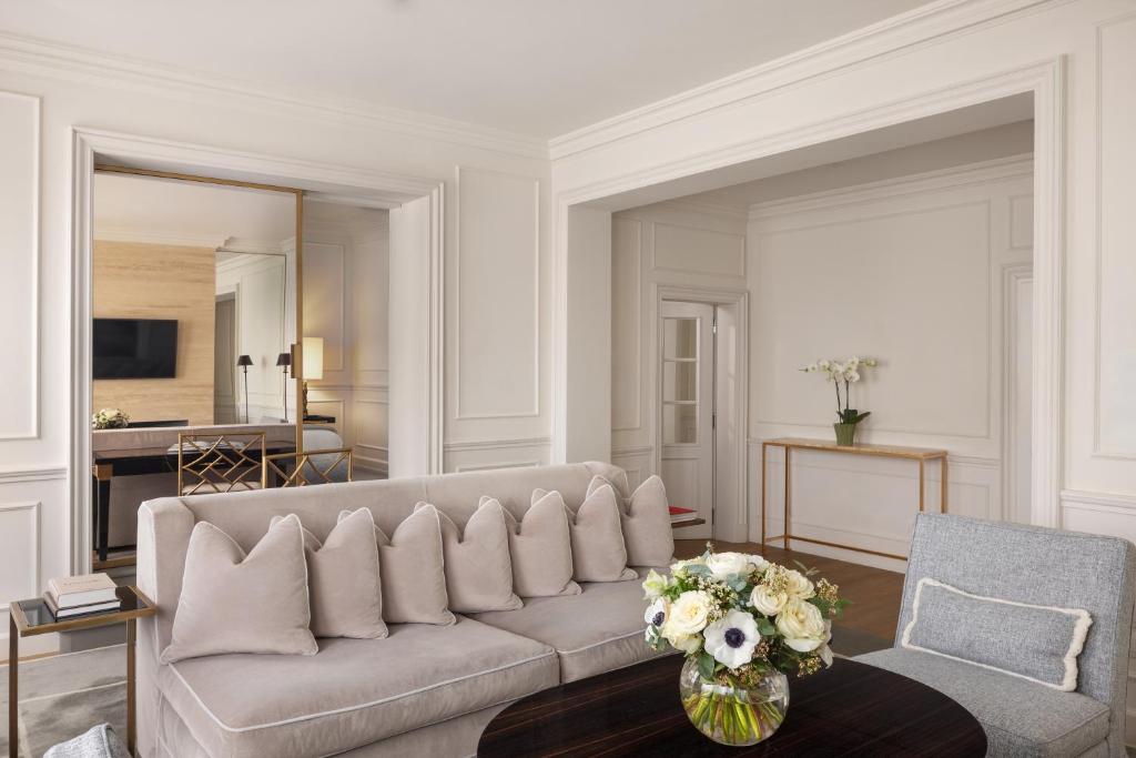 Część wypoczynkowa w obiekcie Lungarno Luxury Apartments - by Lungarno Collection