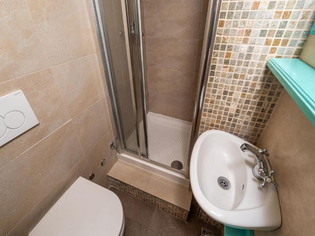 Lumin Guest House - 11