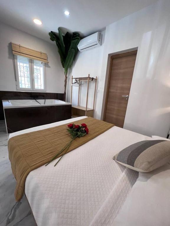 Urban Terrace Jacuzzi Apartments - imagen 2