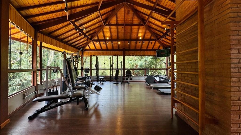 Fitness centrum a/nebo fitness zařízení v ubytování Estalagem Serra de Minas em Monte Verde
