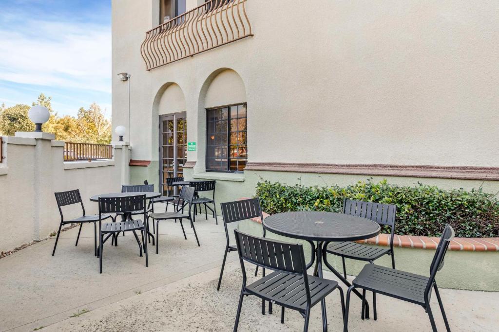 Best Western Plus Heritage Inn Ontario Rancho Cucamonga photo