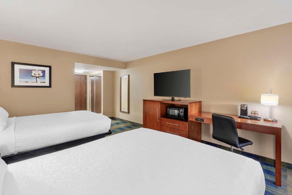Best Western Plus Heritage Inn Ontario Rancho Cucamonga photo