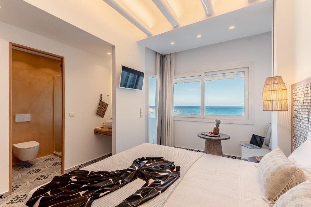 Flèria Seaview Suites - 16