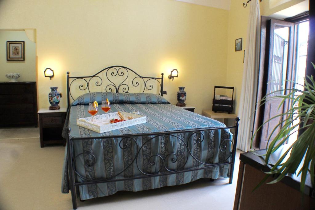 Palazzo Senape De Pace - 2