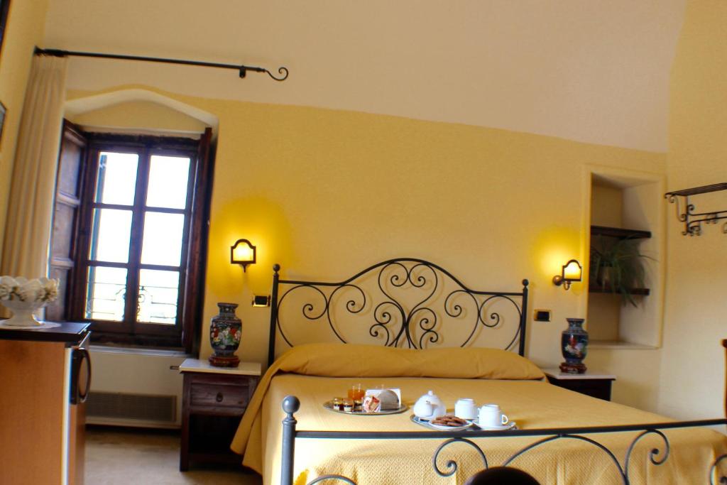 Palazzo Senape De Pace - 3