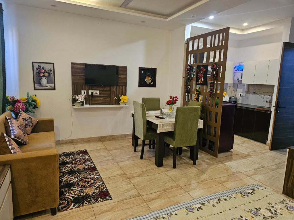 Posezení v ubytování Luxury Flat By Trendy Feels