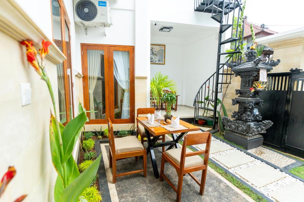 Posezení v ubytování Lemon Tree Hotel Bali