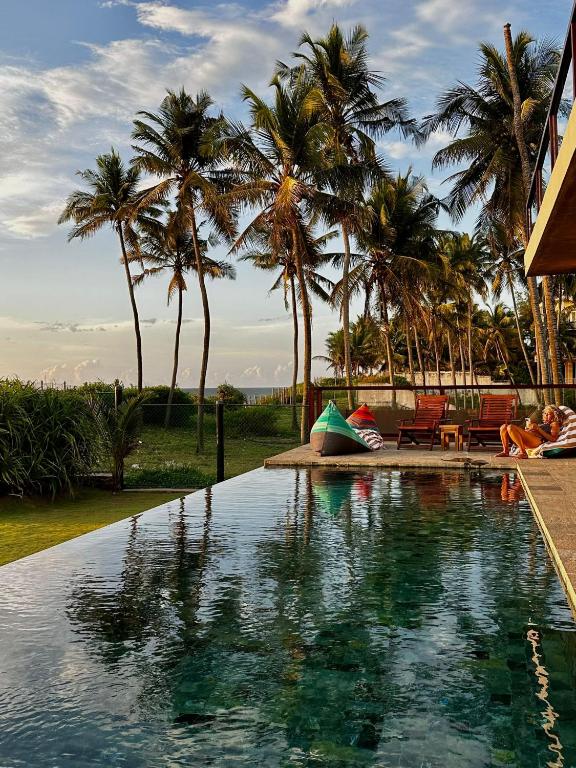 Bazén v ubytování Stonewater Beach Villa, Negombo nebo v jeho okolí