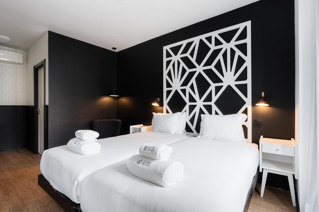 
Twin Room with Balcony
