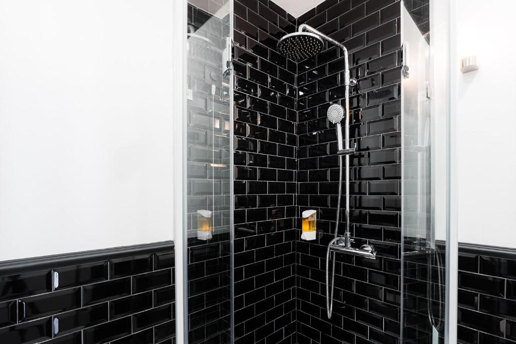 The Twenties by GuestReady - Resim 12