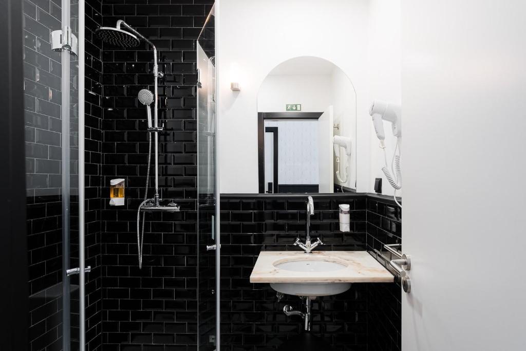 The Twenties by GuestReady - Resim 17