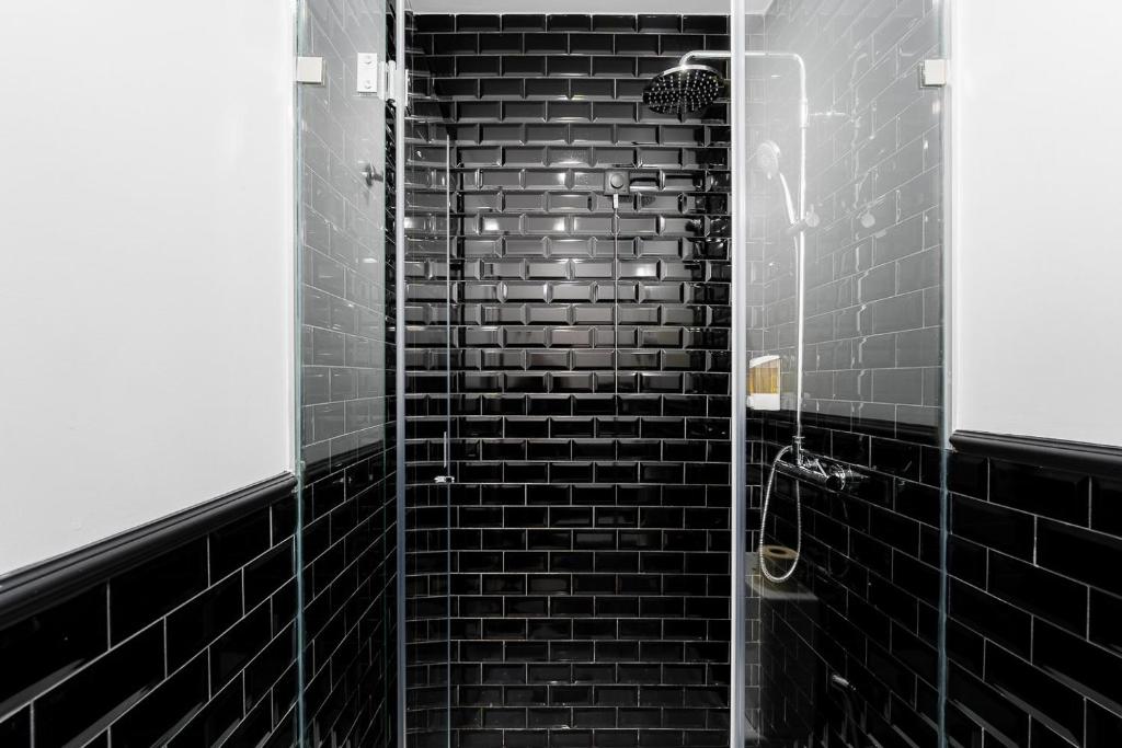 The Twenties by GuestReady - Resim 29