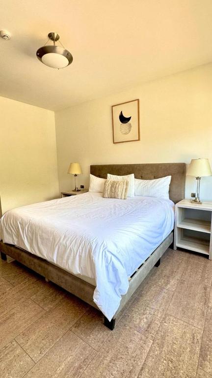 Postel nebo postele na pokoji v ubytování HOTEL DIANA PRINCESS