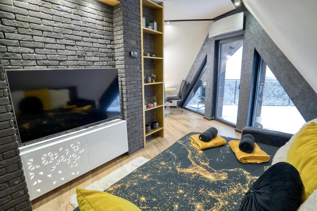 TV a/nebo společenská místnost v ubytování Diamond Hill Veselić