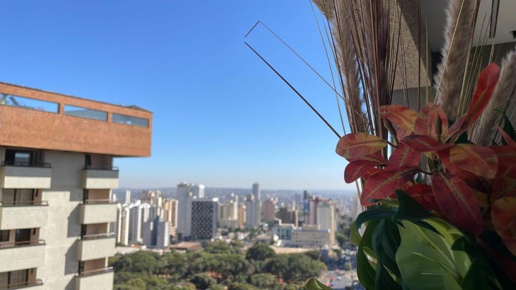 - une vue sur les toits de la ville depuis un bâtiment dans l'établissement ID Vida Urbana by Espaço Prime, à Goiânia