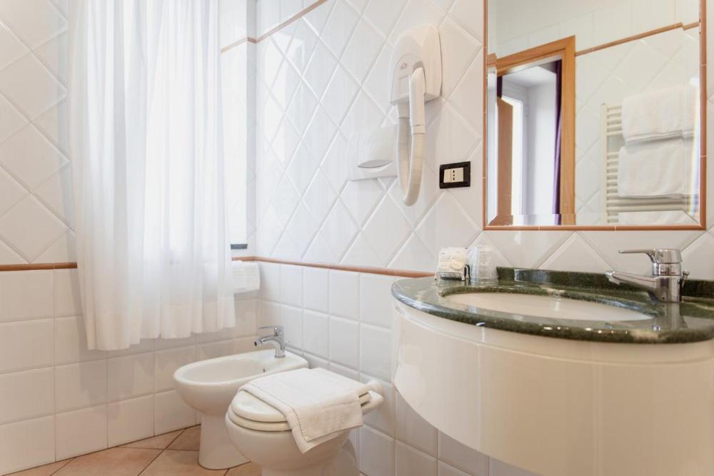 Koupelna v ubytování Hotel Rossi