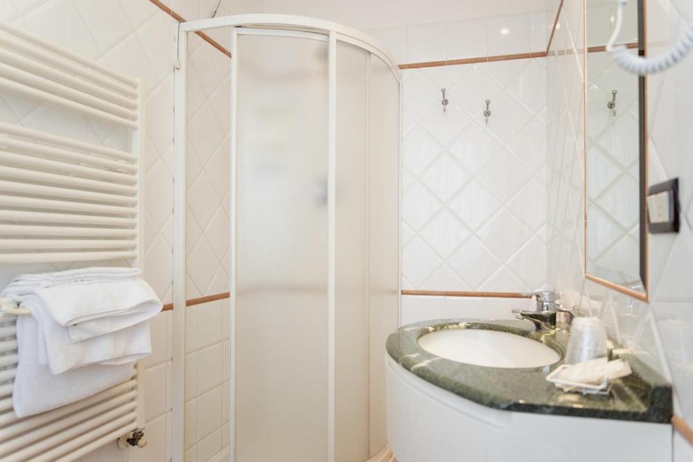 Koupelna v ubytování Hotel Rossi