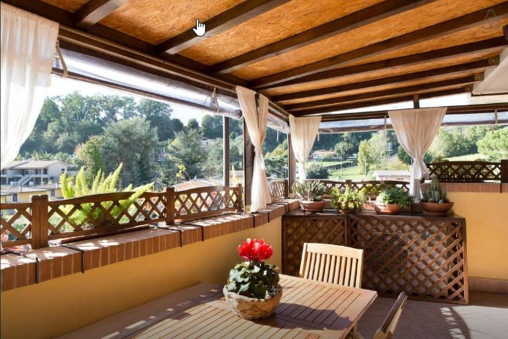 Balkón alebo terasa v ubytovaní Sunny Treasure - cozy & quiet , close to Roma, Bambin Gesù, Passoscuro, Fregene e Maccarese
