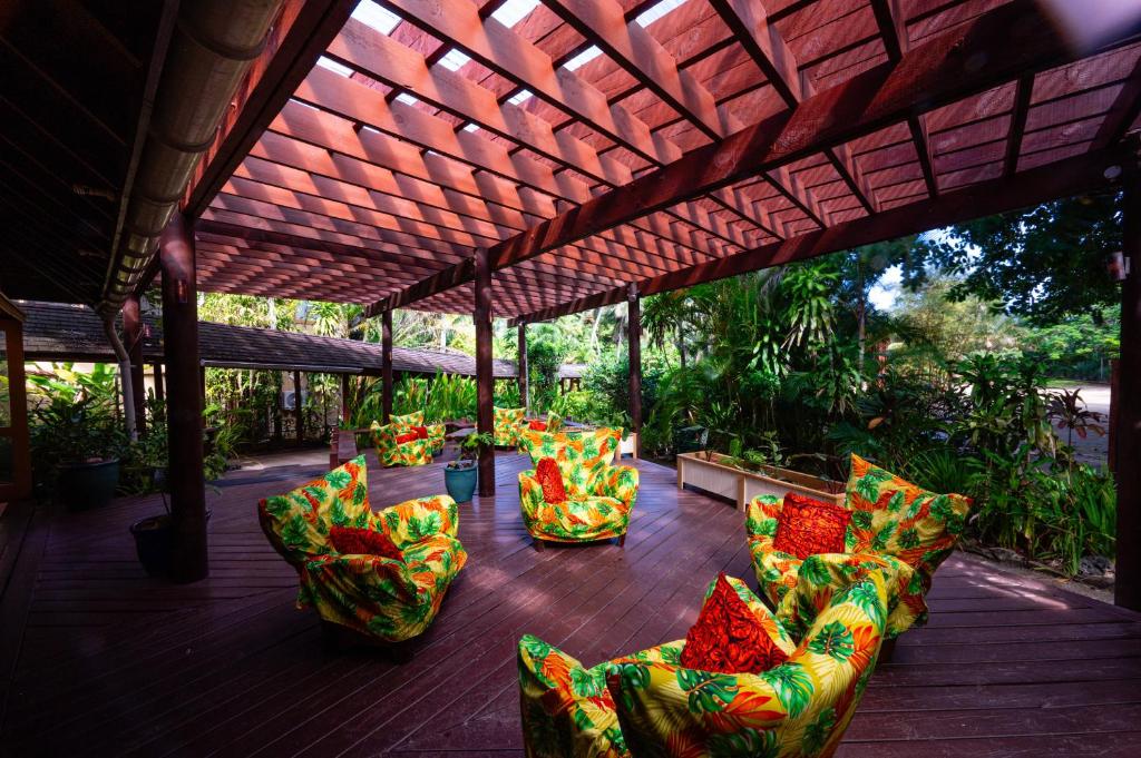 The Rarotongan Beach Resort & Lagoonariumにある庭
