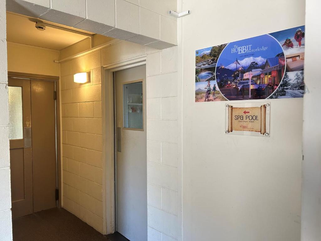 
Dormitory Room (4 Adults)
