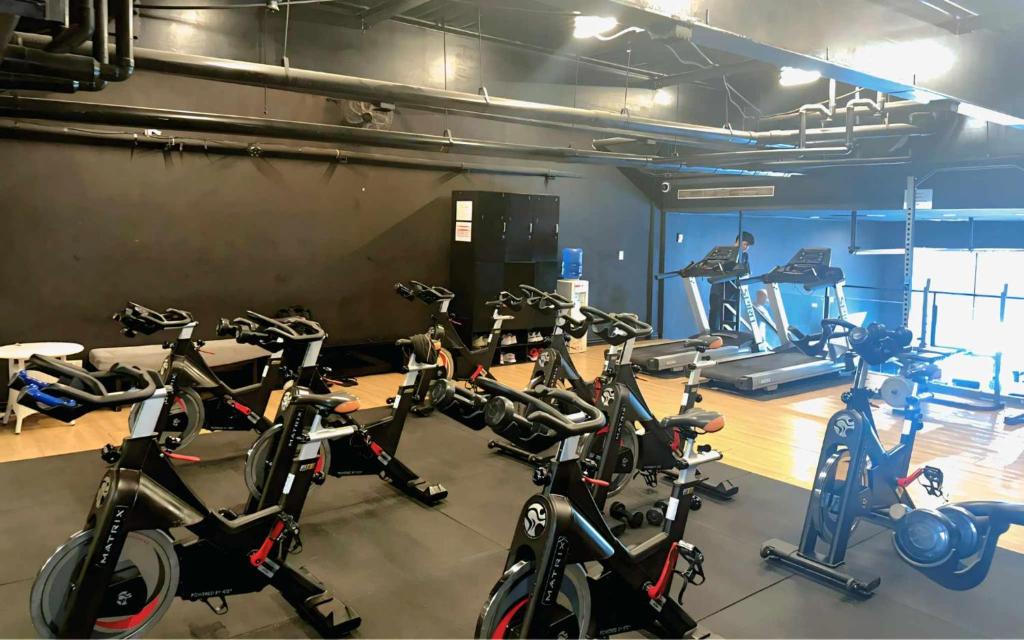 Fitness centrum a/nebo fitness zařízení v ubytování Le Charmé Suites - Subic