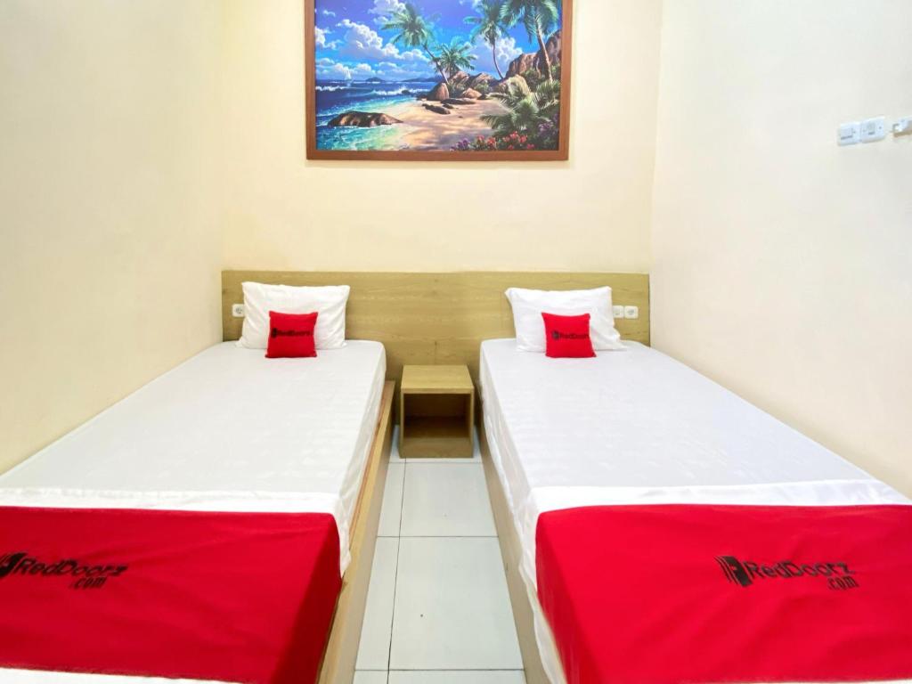 RedDoorz Syariah at Jatiroto Lumajang - Chambre Lits Jumeaux Standard
