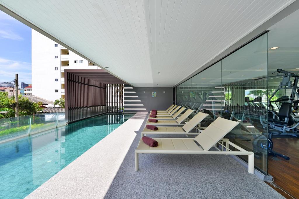 Aster Hotel and Residence by At Mind - Resim 40