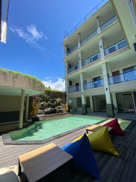 Bazén v ubytování Ayers Hotel&Resto nebo v jeho okolí