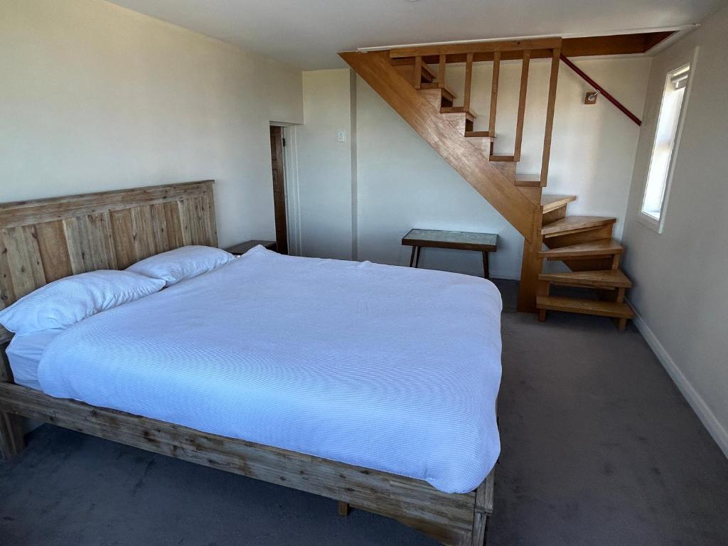 Postel nebo postele na pokoji v ubytování Sea Views Studio