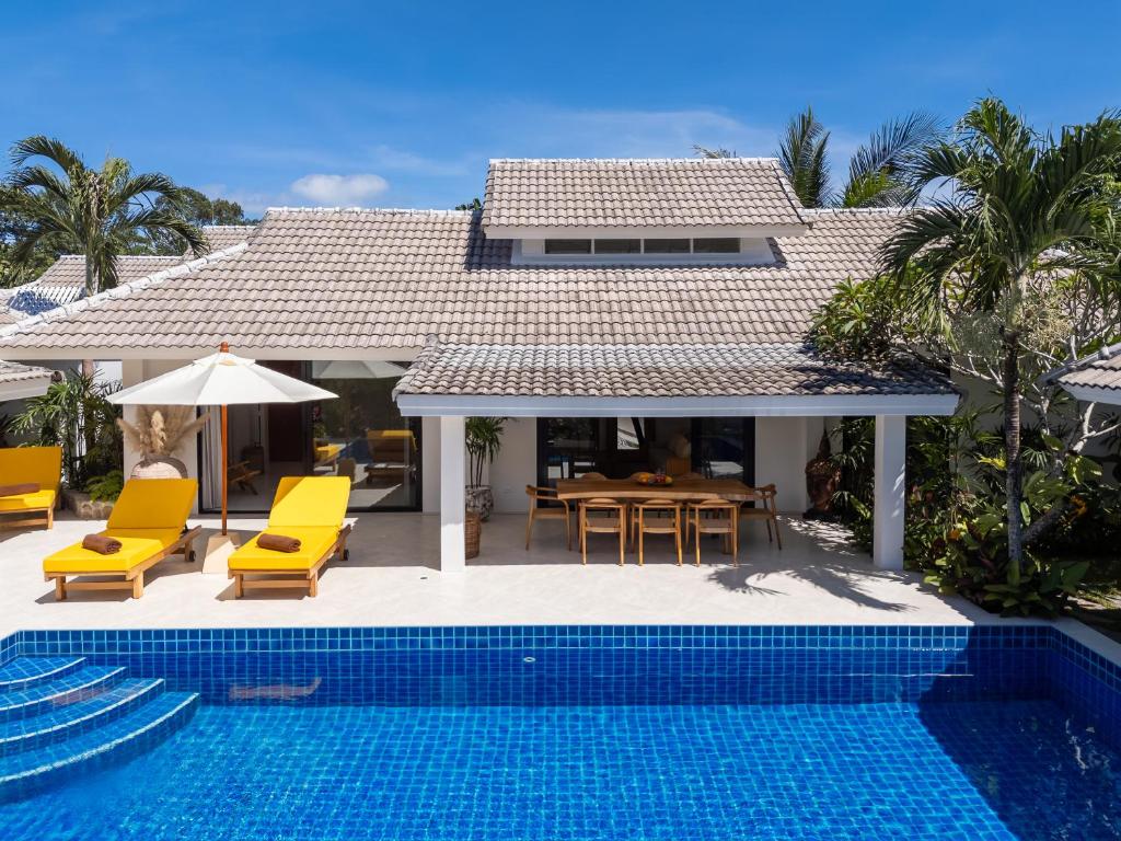 Πισίνα στο ή κοντά στο Villa Vedra - Elegant 3-Bedroom Pool Villa