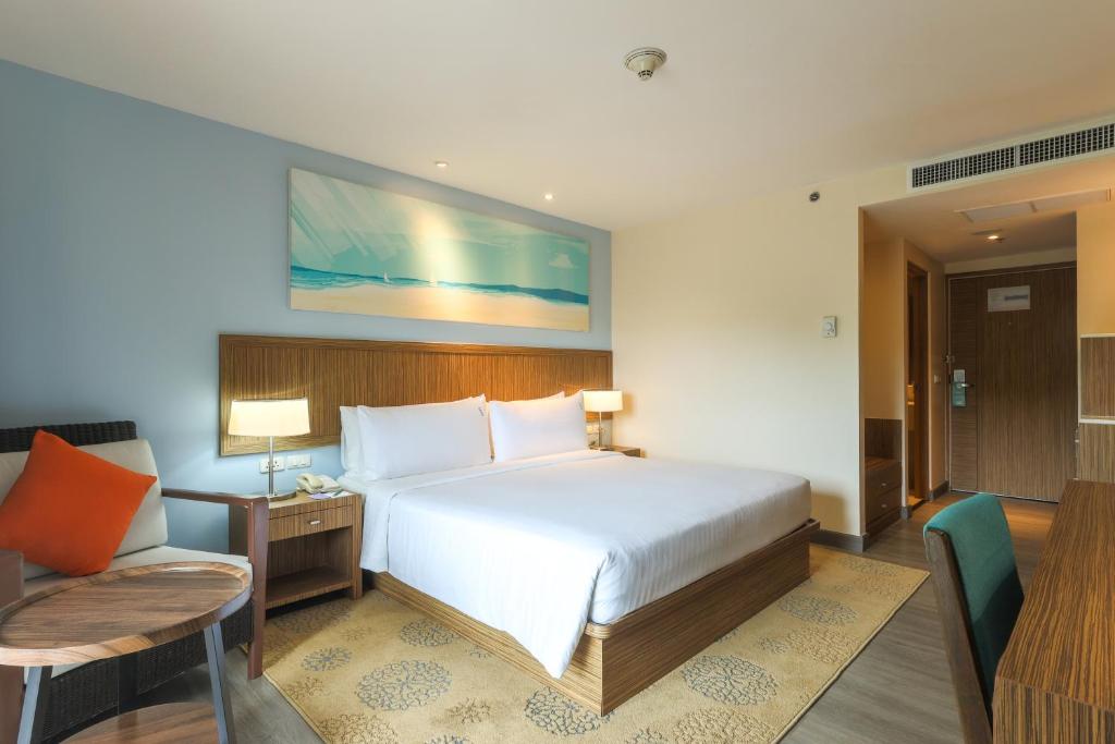 Holiday Inn Resort Phuket Surin Beach by IHG - Camera Standard