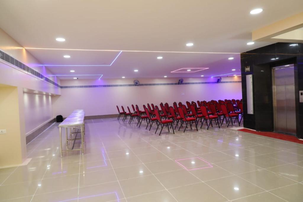 Posezení v ubytování Shri Valli Residency