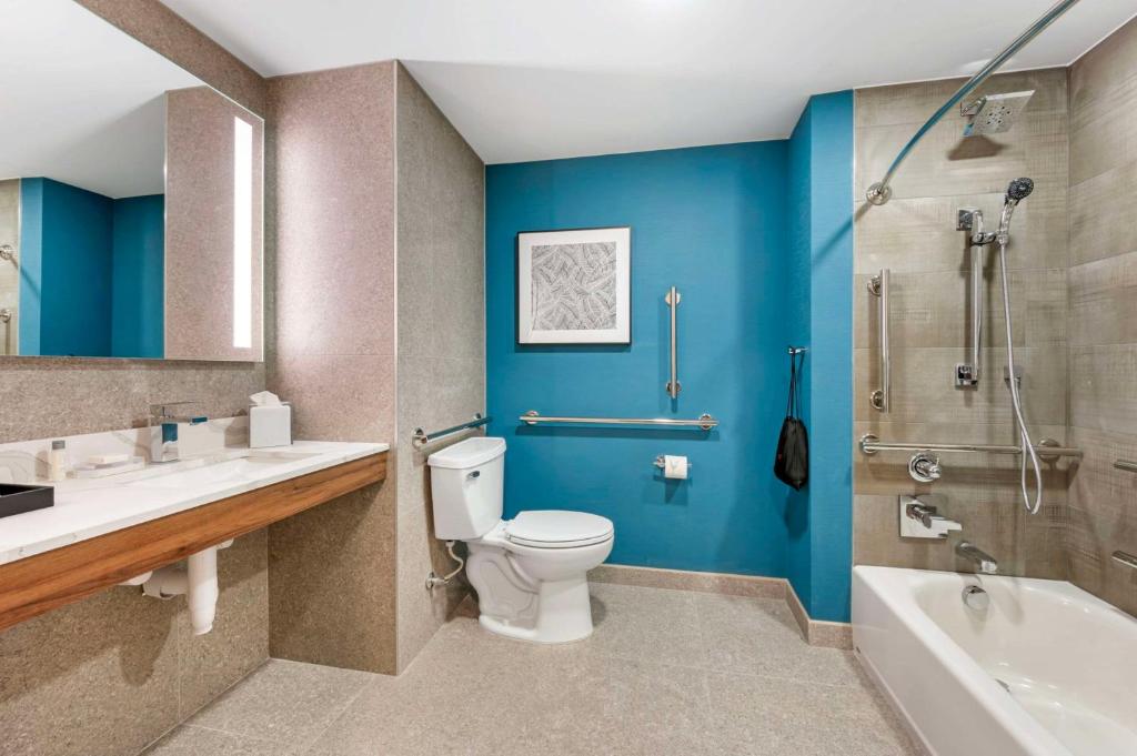 Cambria Hotel Nashville Midtown photo