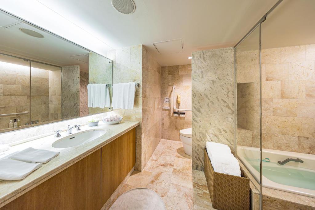 Hotel Okura Tokyo Bay, Urayasu (updated prices 2025)