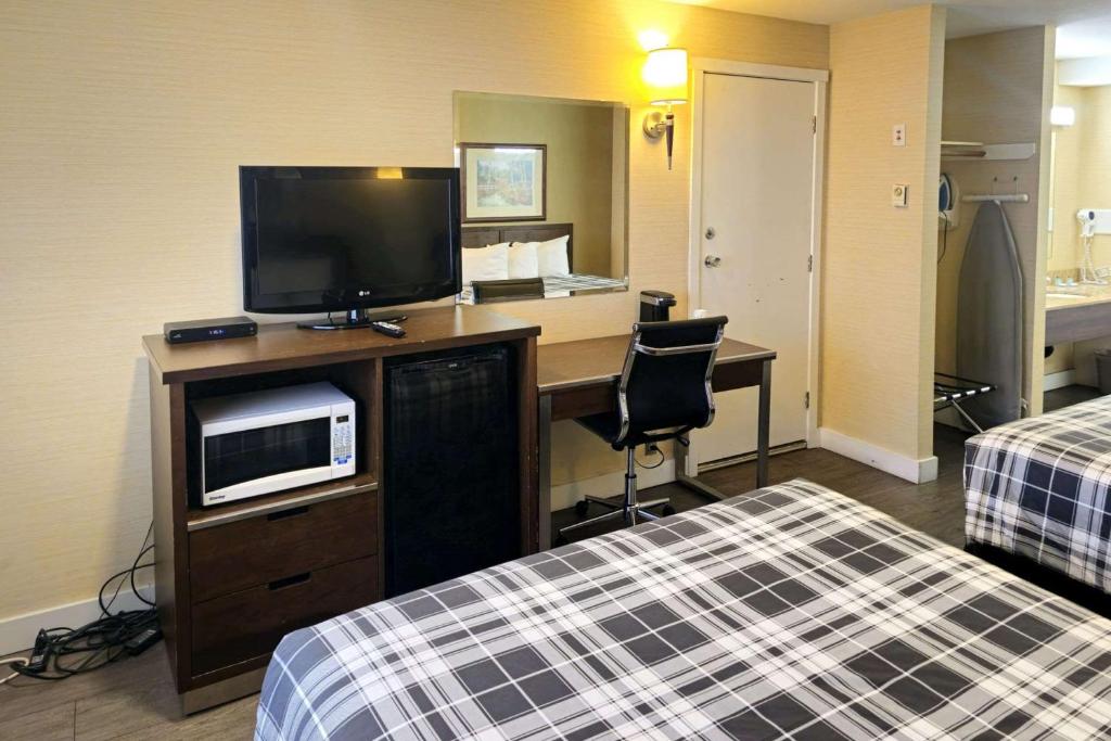 Rodeway Inn & Suites - Resim 18