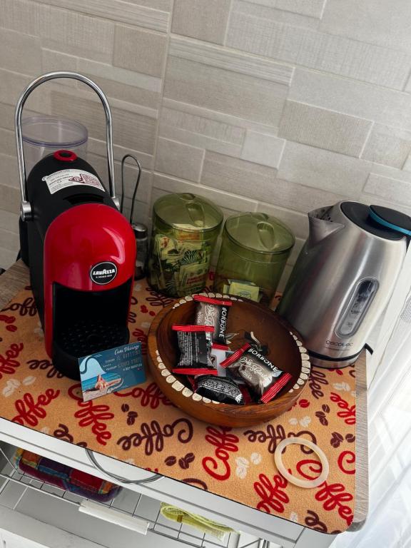 Coffee and tea making facilities at 6 Civico d arte Gargano home