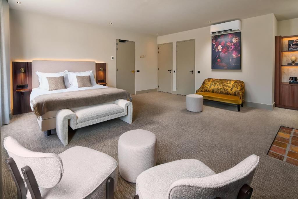 The Saints Hotel - Resim 33