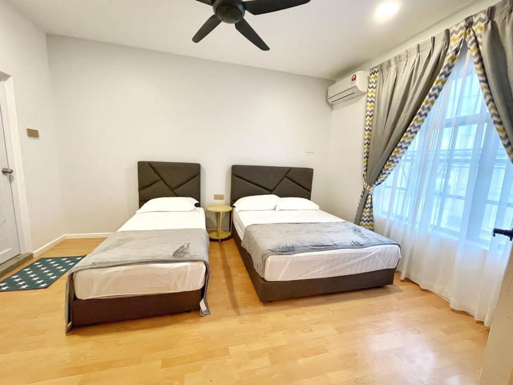 Postel nebo postele na pokoji v ubytování ALEXIS VILLA Whole OR Room