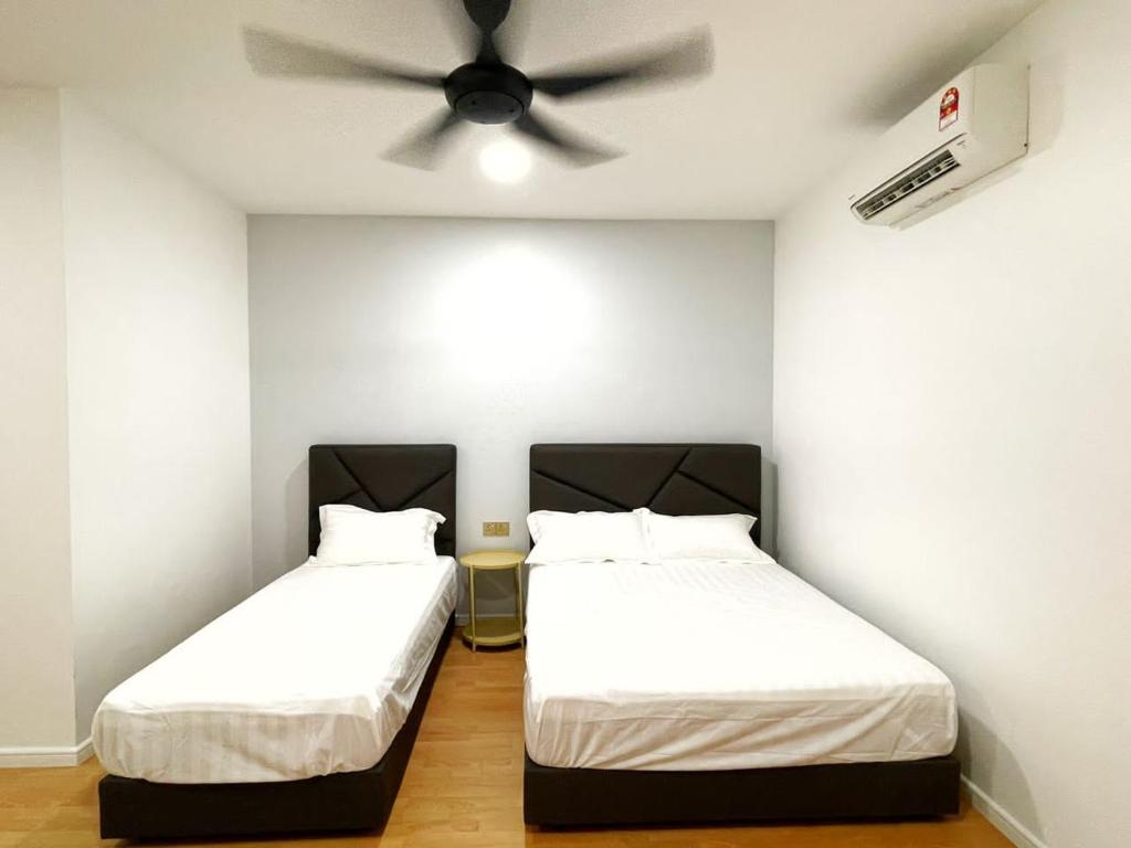 Postel nebo postele na pokoji v ubytování ALEXIS VILLA Whole OR Room